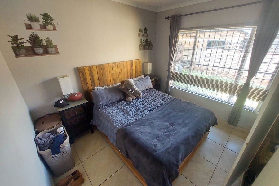 2 Bedroom Property for Sale in Highveld Gauteng