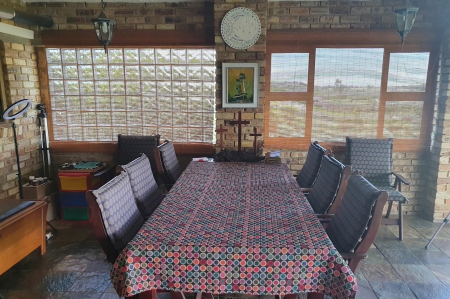 3 Bedroom Property for Sale in Vaaloewer Gauteng