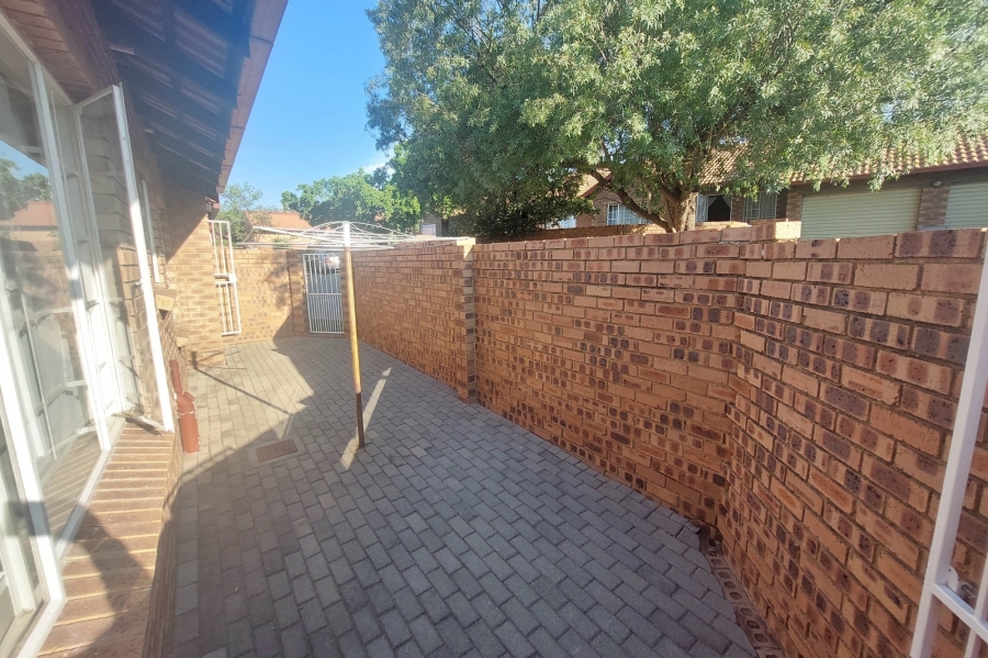 3 Bedroom Property for Sale in The Reeds Gauteng