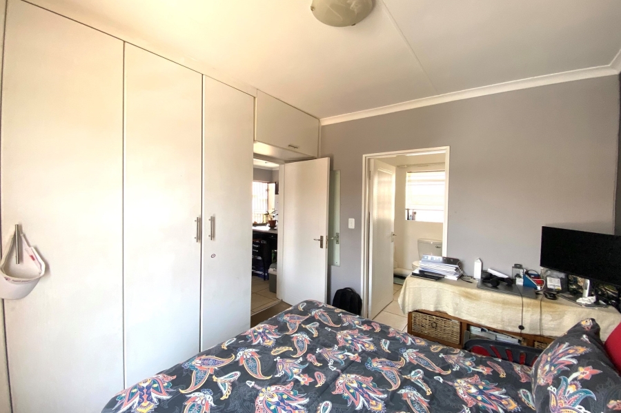 2 Bedroom Property for Sale in Honeypark Gauteng