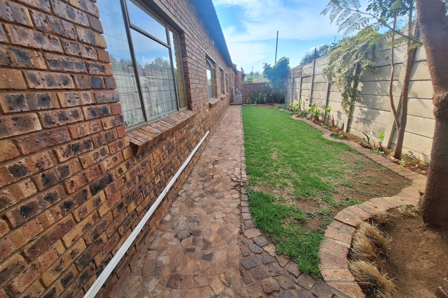 3 Bedroom Property for Sale in Sharon Park Gauteng