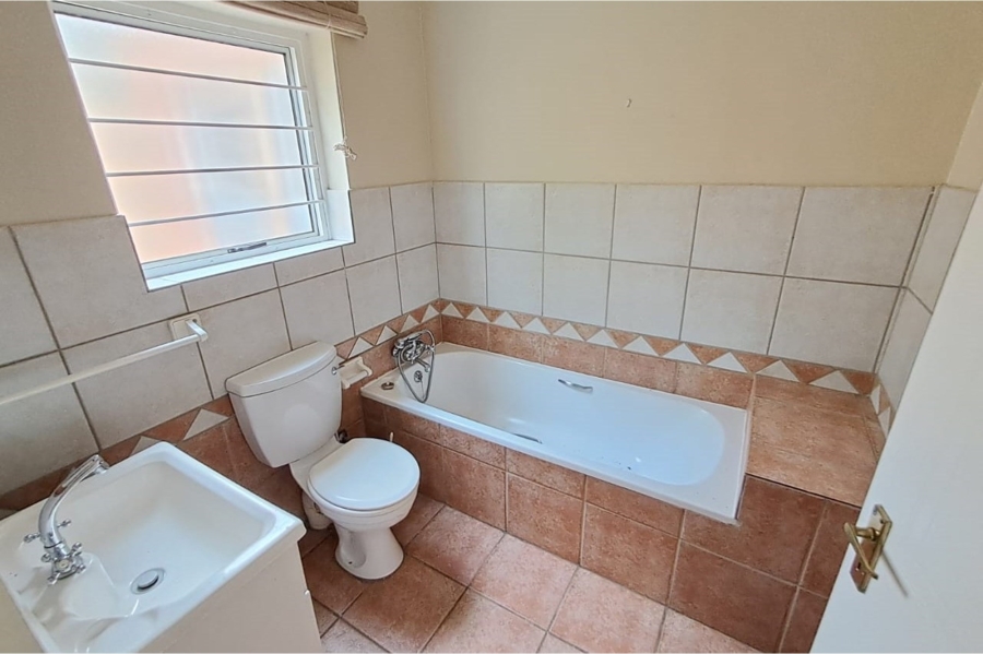 2 Bedroom Property for Sale in Clubview Gauteng