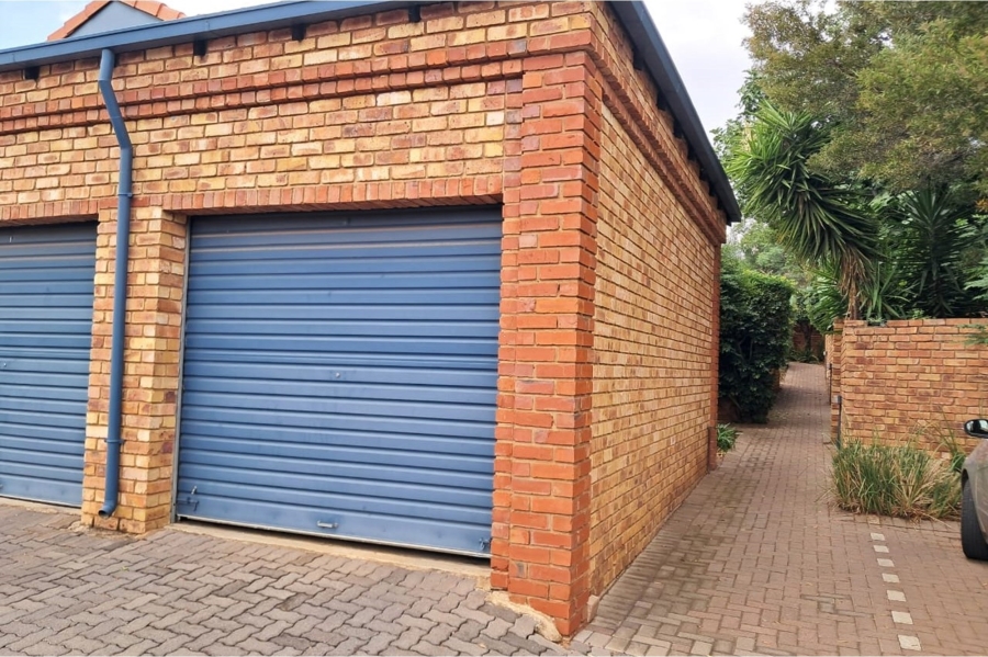 2 Bedroom Property for Sale in Clubview Gauteng