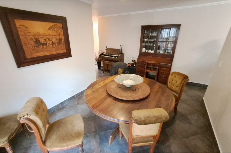 4 Bedroom Property for Sale in Eldoraigne Gauteng