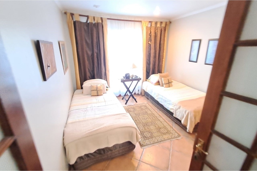 4 Bedroom Property for Sale in Eldoraigne Gauteng