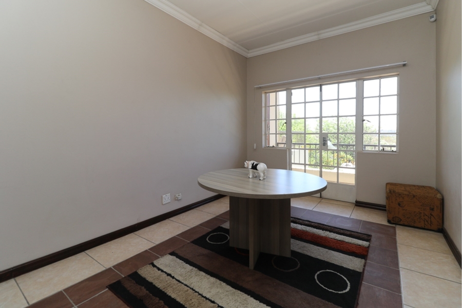 6 Bedroom Property for Sale in Farmall A H Gauteng