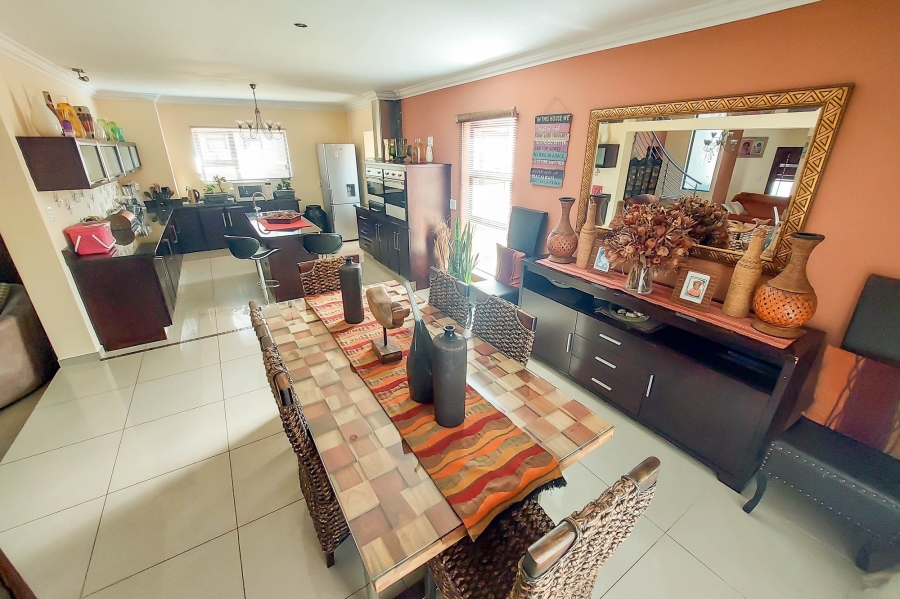 4 Bedroom Property for Sale in Stone Ridge Gauteng