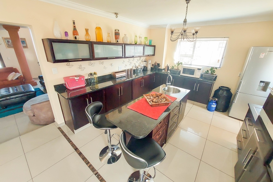 4 Bedroom Property for Sale in Stone Ridge Gauteng