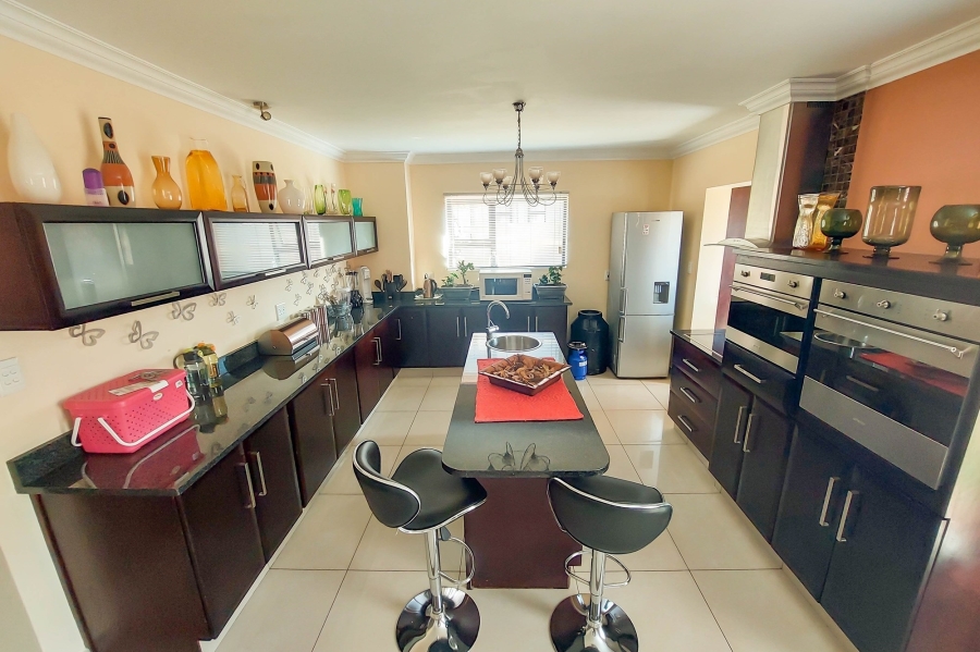 4 Bedroom Property for Sale in Stone Ridge Gauteng