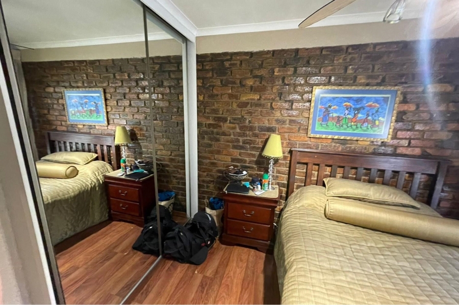 4 Bedroom Property for Sale in Petersfield Gauteng