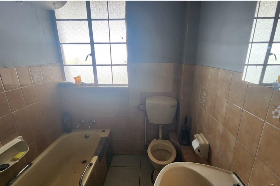 1 Bedroom Property for Sale in Springs Central Gauteng