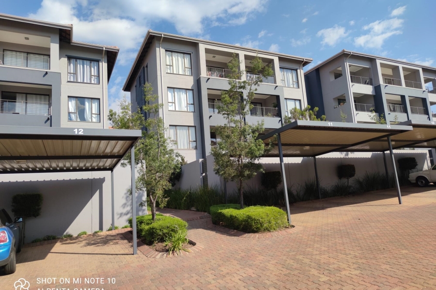 1 Bedroom Property for Sale in Lonehill Gauteng