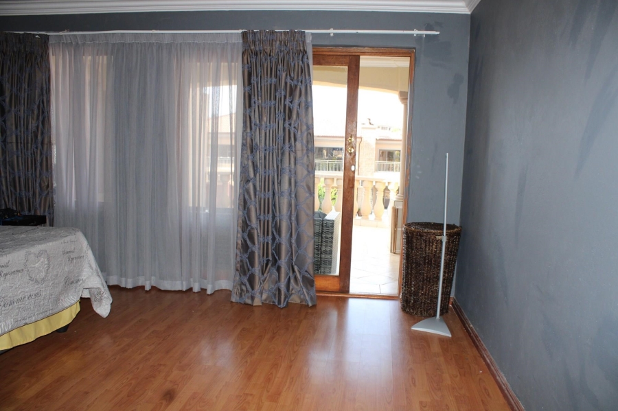 5 Bedroom Property for Sale in Amandasig Gauteng