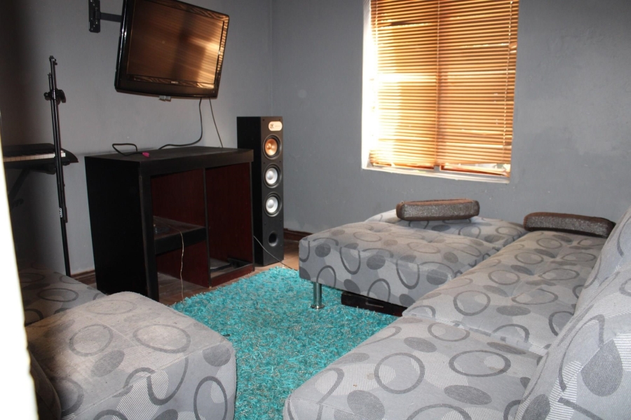 5 Bedroom Property for Sale in Amandasig Gauteng