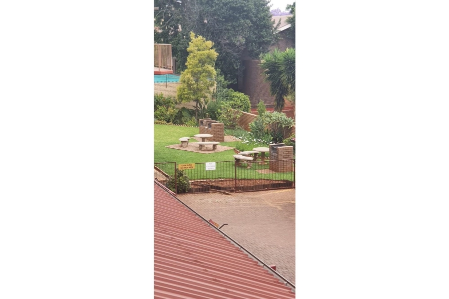 1 Bedroom Property for Sale in Wonderboom South Gauteng