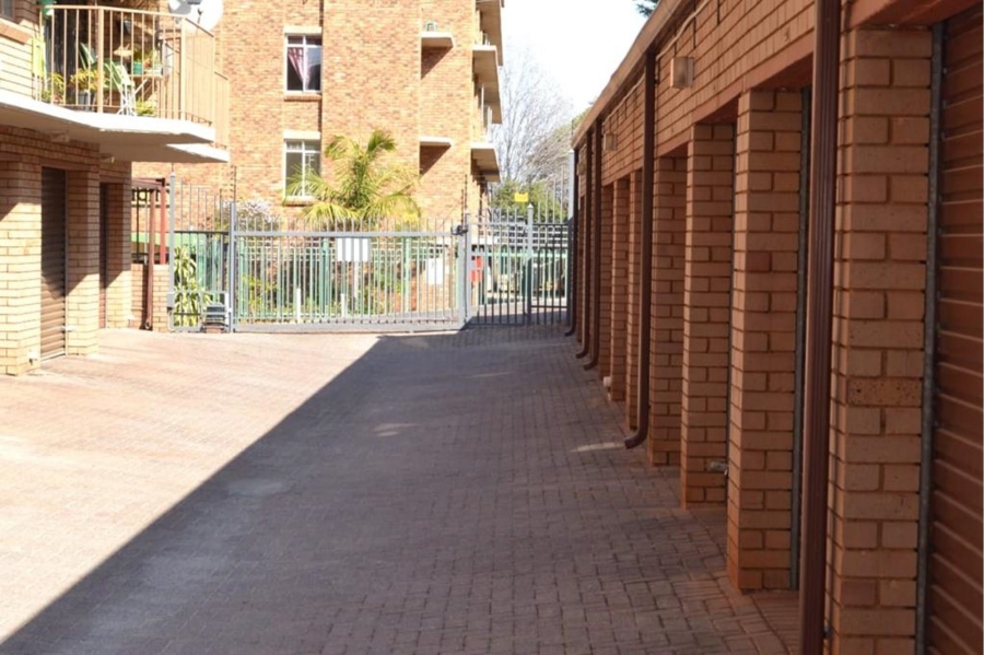 1 Bedroom Property for Sale in Wonderboom South Gauteng