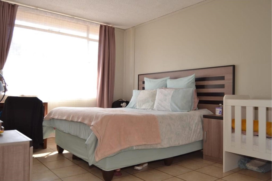 1 Bedroom Property for Sale in Wonderboom South Gauteng