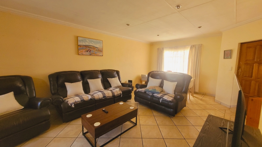 3 Bedroom Property for Sale in South Crest Gauteng