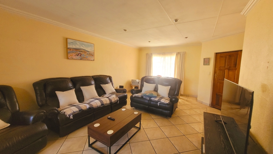 3 Bedroom Property for Sale in South Crest Gauteng