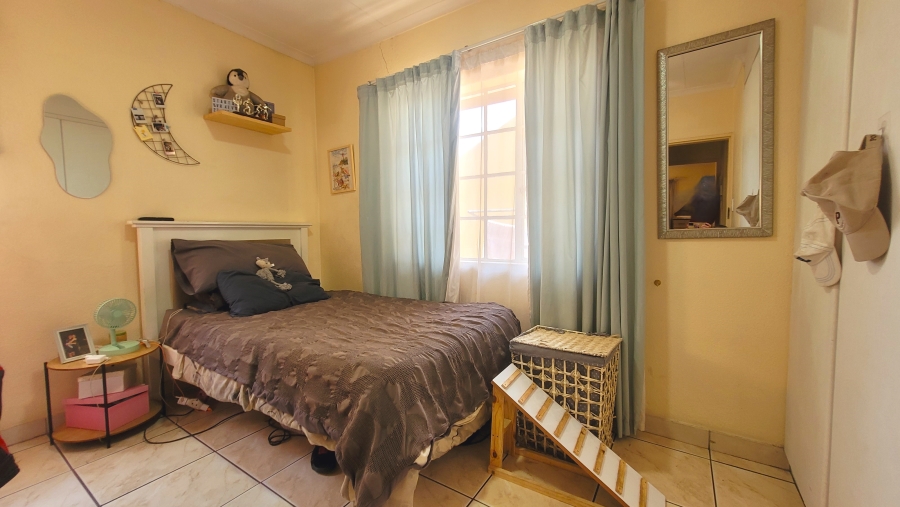 3 Bedroom Property for Sale in South Crest Gauteng