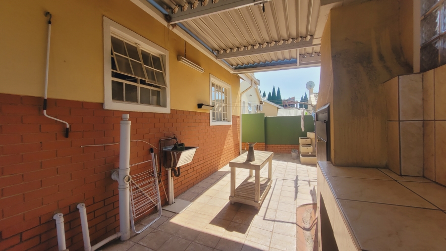 3 Bedroom Property for Sale in South Crest Gauteng