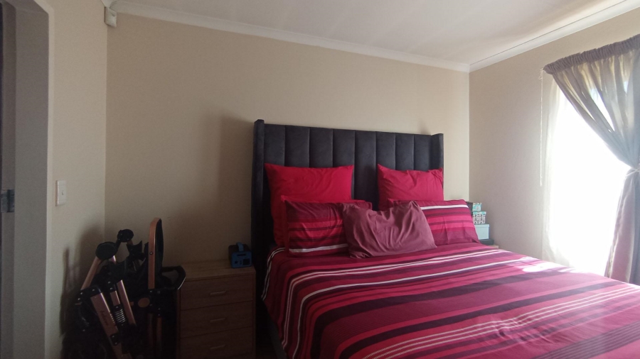 3 Bedroom Property for Sale in Thatch Hill Estate Gauteng