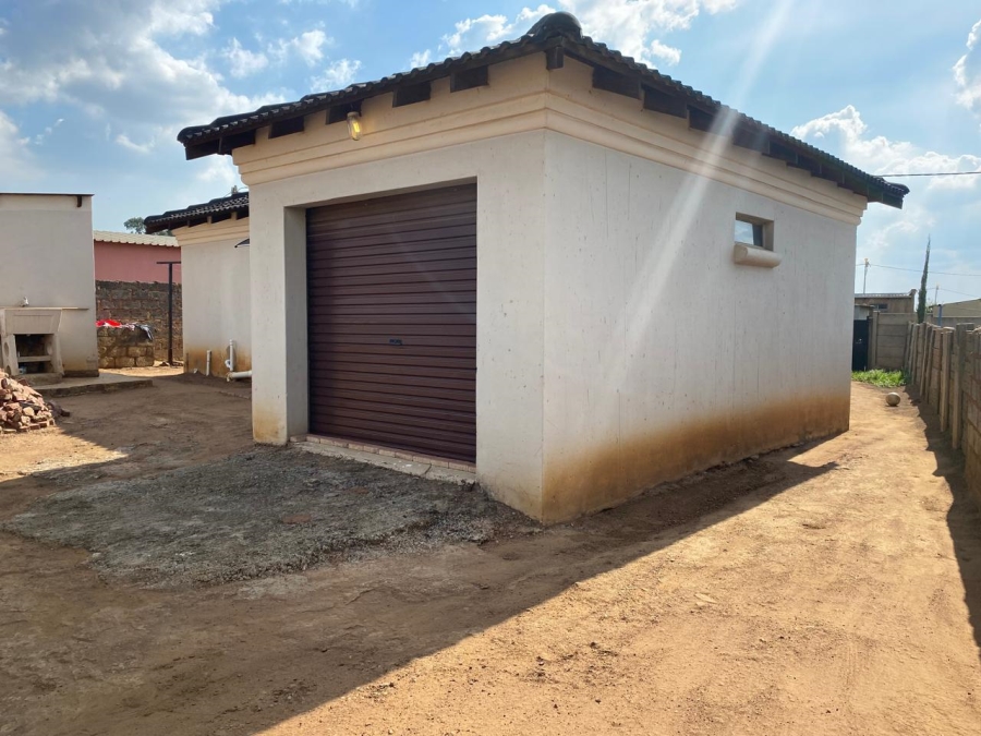 2 Bedroom Property for Sale in Geluksdal Gauteng