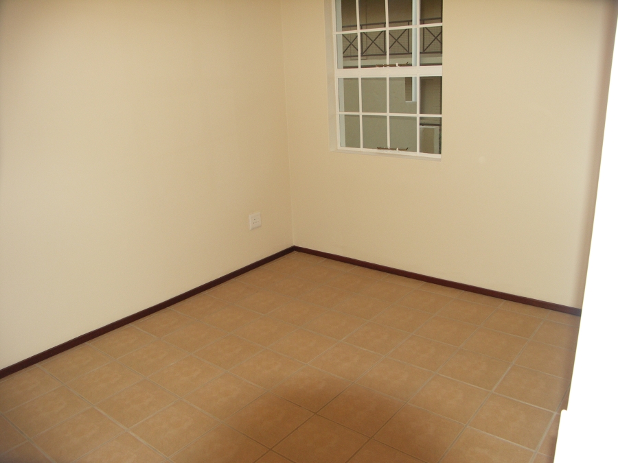 2 Bedroom Property for Sale in Moffat View Gauteng