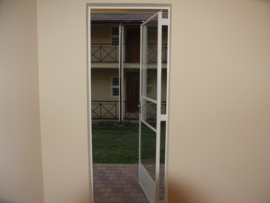 2 Bedroom Property for Sale in Moffat View Gauteng