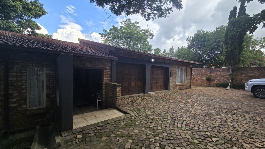 4 Bedroom Property for Sale in Moreleta Park Gauteng