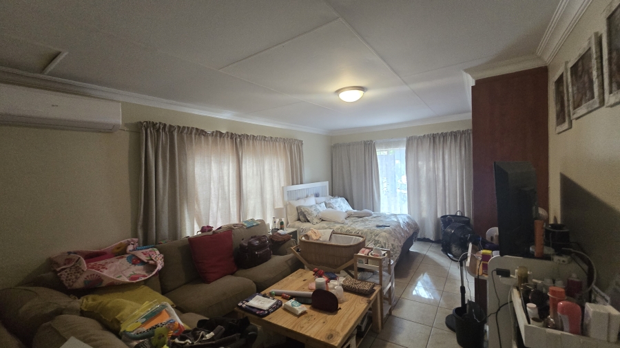 4 Bedroom Property for Sale in Moreleta Park Gauteng