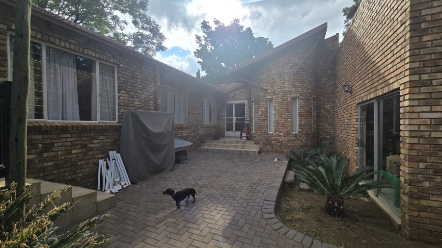 4 Bedroom Property for Sale in Moreleta Park Gauteng