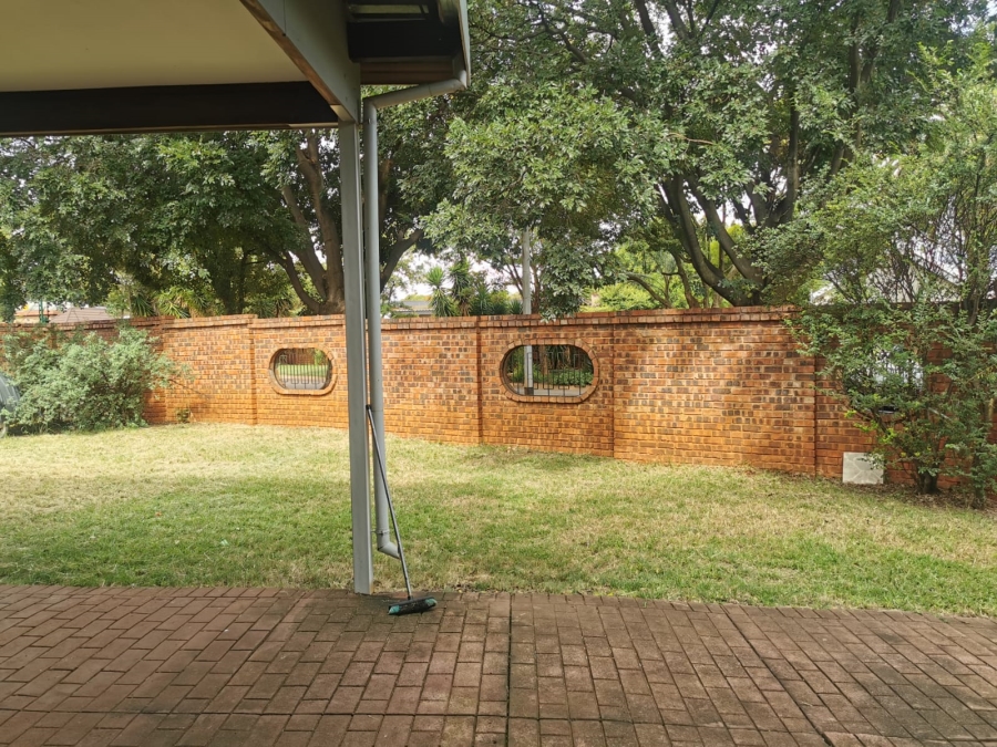 4 Bedroom Property for Sale in Doringkloof Gauteng