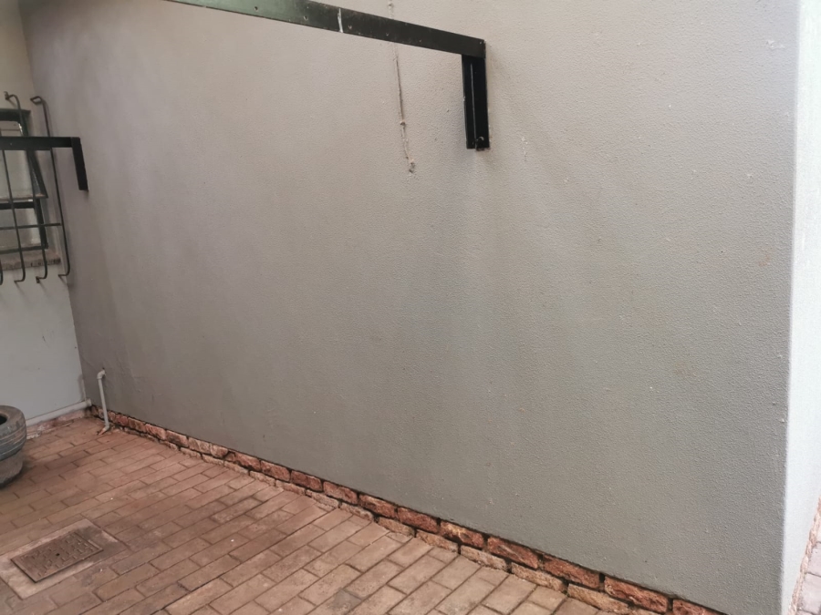 4 Bedroom Property for Sale in Doringkloof Gauteng