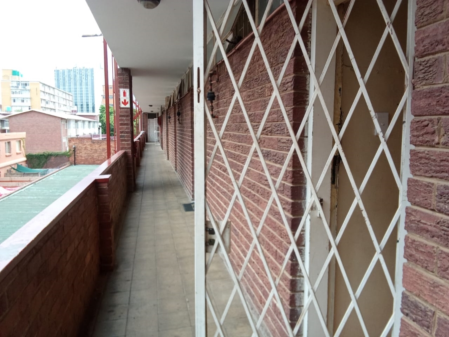 2 Bedroom Property for Sale in Sunnyside Gauteng