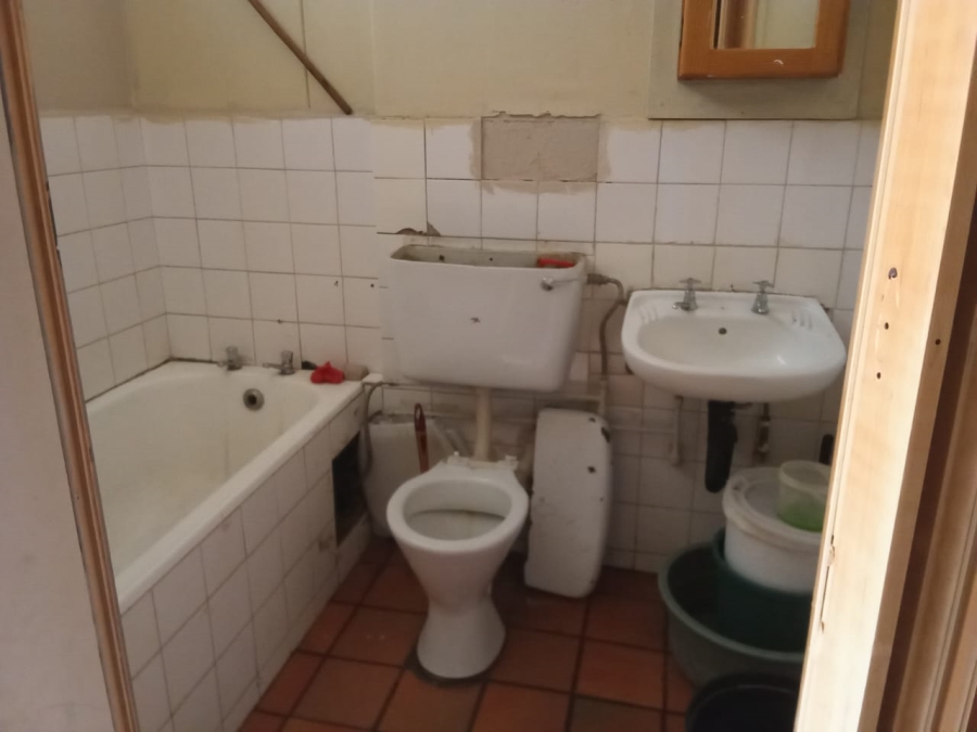 2 Bedroom Property for Sale in Sunnyside Gauteng