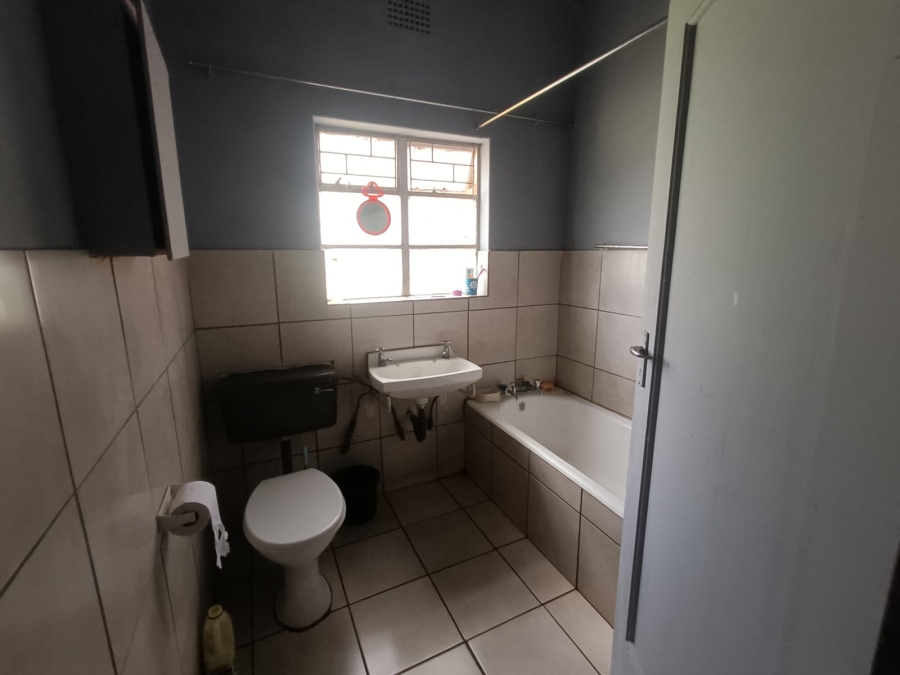 1 Bedroom Property for Sale in Meyerton Central Gauteng