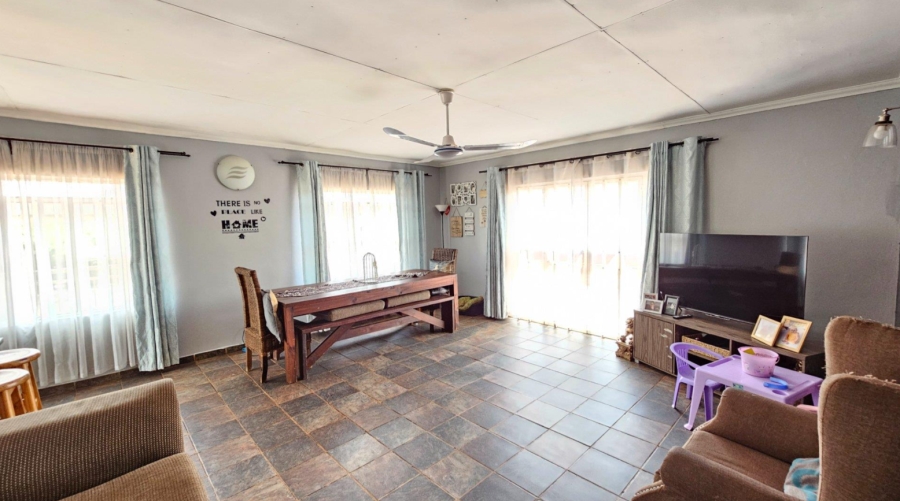 2 Bedroom Property for Sale in Henley on Klip Gauteng