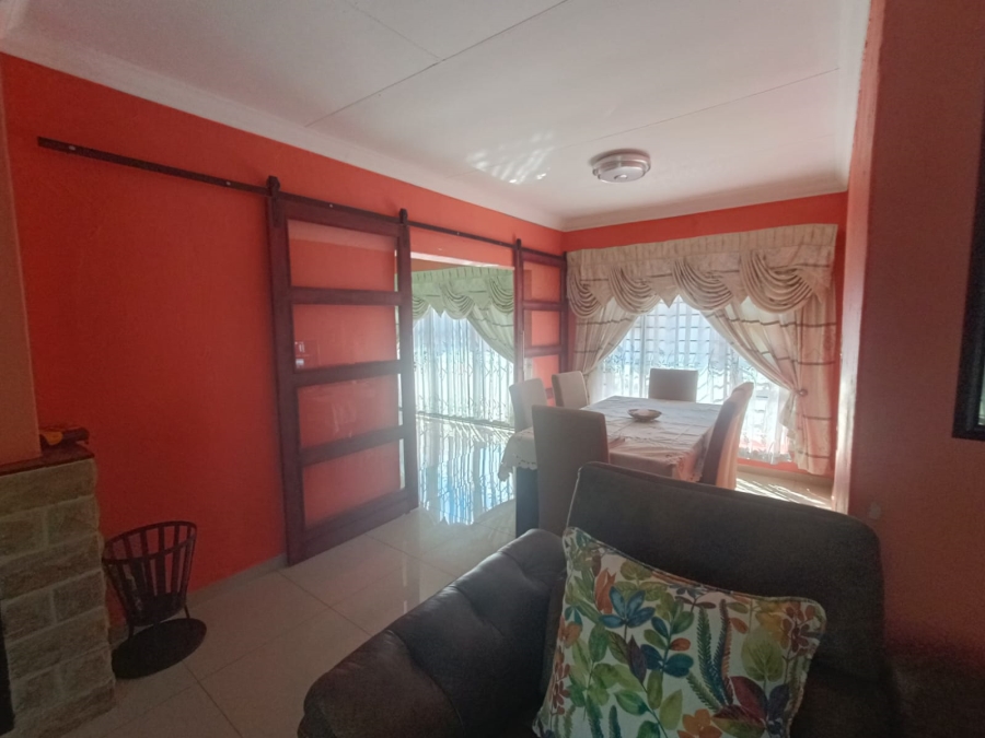 3 Bedroom Property for Sale in Golf Park Gauteng