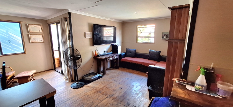 3 Bedroom Property for Sale in Les Marais Gauteng