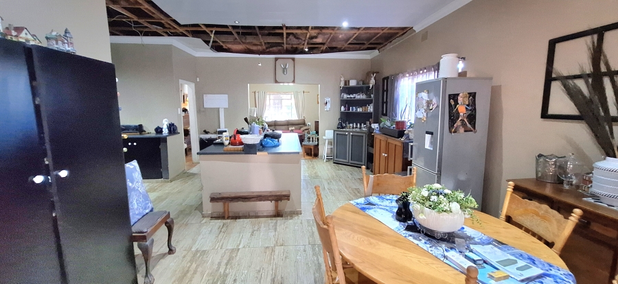 3 Bedroom Property for Sale in Les Marais Gauteng