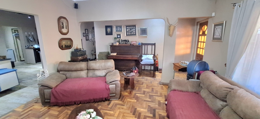 3 Bedroom Property for Sale in Les Marais Gauteng