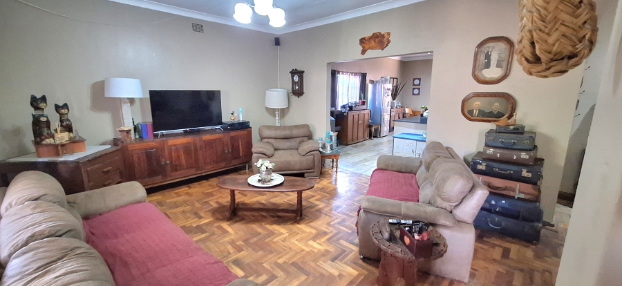 3 Bedroom Property for Sale in Les Marais Gauteng