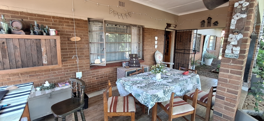 3 Bedroom Property for Sale in Les Marais Gauteng