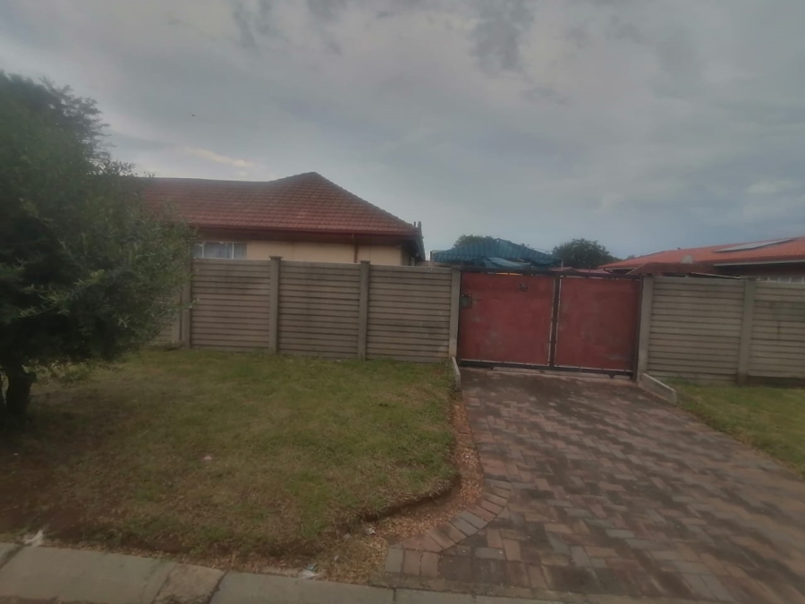 3 Bedroom Property for Sale in Vanderbijlpark CE 2 Gauteng