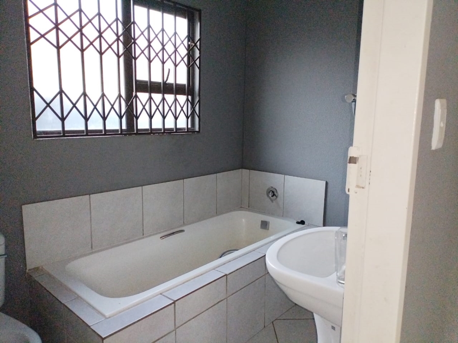 2 Bedroom Property for Sale in Evaton West Gauteng