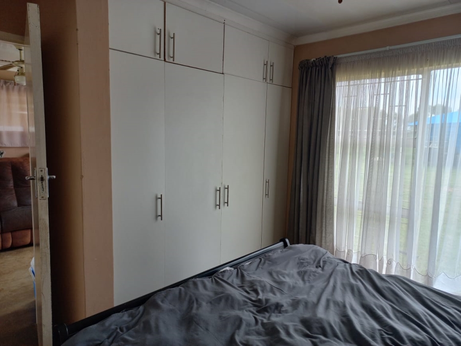 2 Bedroom Property for Sale in Uitvlugt A H Gauteng