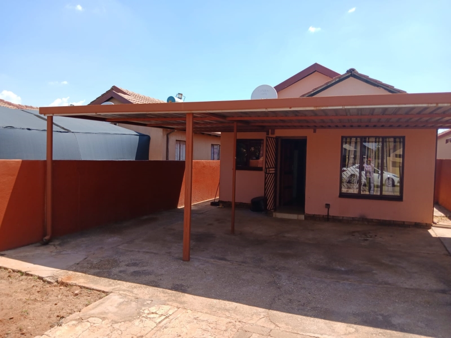 3 Bedroom Property for Sale in Soshanguve South Ext 4 Gauteng