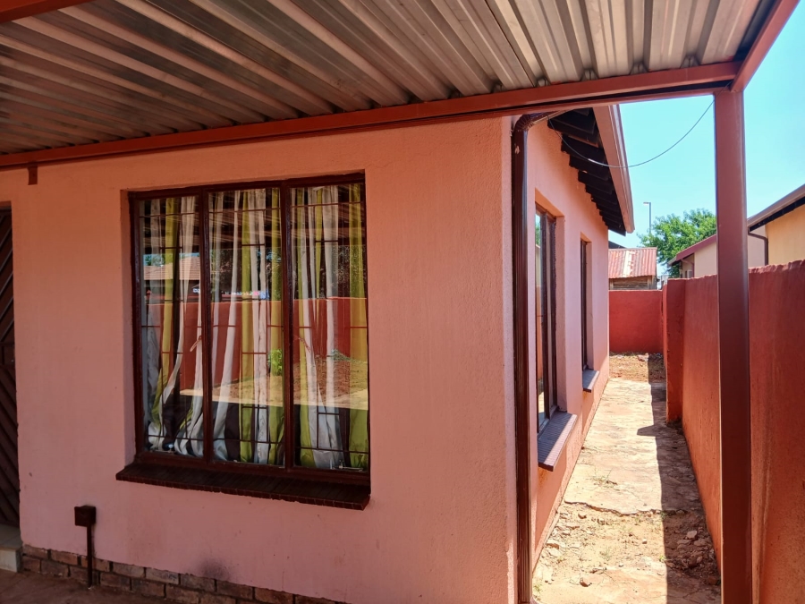 3 Bedroom Property for Sale in Soshanguve South Ext 4 Gauteng