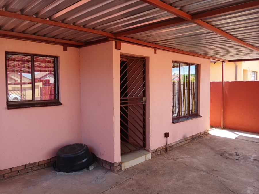 3 Bedroom Property for Sale in Soshanguve South Ext 4 Gauteng